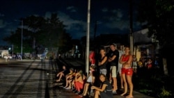 Cubanos describen la crisis con los apagones y el aumento del malestar ciudadano Cubanos describen la crisis con los apagones y el aumento del malestar ciudadano