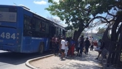 Crisis en el transporte público impacta a los habaneros  Crisis en el transporte público impacta a los habaneros