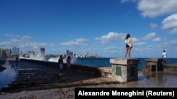 Muchos cubanos que ya habían sido aprobados como beneficiarios del parole humanitario no lograron viajar a EEUU antes de la anulación del programa.