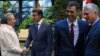 Combinación de fotos de la Presidencia de Cuba. Raúl Castro y Núñez Feijóo (PP) en 2016 y Sánchez (PSOE) y Díaz-Canel en 2018.