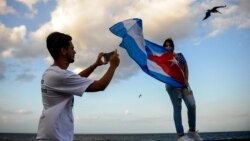 Info Martí | Hay una “causa de raíz” en la apatía de la juventud cubana Info Martí | Hay una “causa de raíz” en la apatía de la juventud cubana