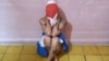 Una de las fotos en las que Aniette González aparece con el cuerpo cubierto por la bandera cubana. (Foto: Facebook Aniette Gonzalez)