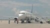 Avión utilizado para enviar a Cuba, el 24 de abril, a migrantes irregulares detenidos en Estados Unidos (Twitter/MININT).