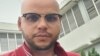 José Luis Tan Estrada explicó que, durante el interrogatorio, el agente lo amenazó con procesarlo por varios cargos si no renunciaba al periodismo, a ayudar a las personas necesitadas y a su activismo en las redes sociales.