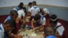 Niños en una escuela en Cuba. (Yamil Lage/AFP/Archivo)