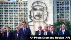 Pedro Sánchez encabezó una delegación del gobierno español que visitó Cuba en 2018.