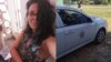 Una patrulla policial en el vecindario donde vive la activista Camila Rodríguez.