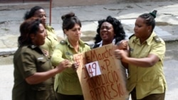 Damas de Blanco detenidas en La Habana Damas de Blanco detenidas en La Habana