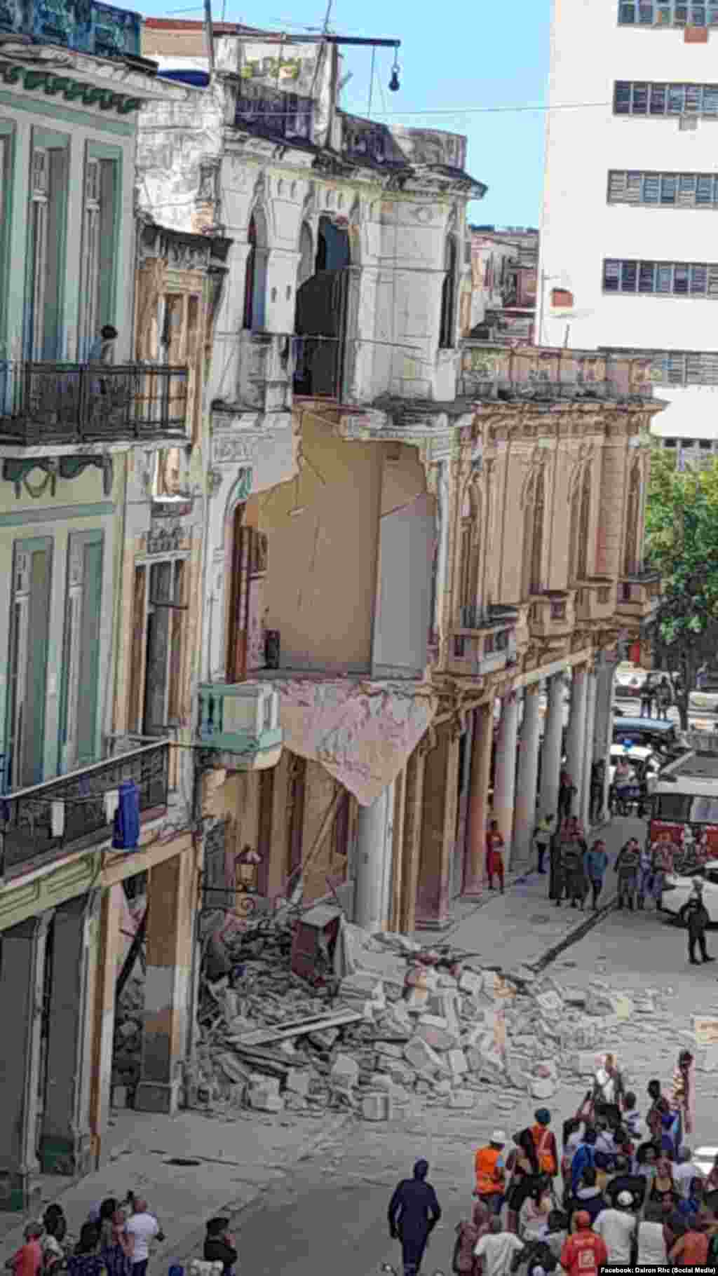 Vista panorámica de un derrumbe en La Habana. Foto: Facebook: Dairon Rhc