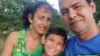 Yuneisy Santana junto a su esposo, el preso político Samuel Pupo Martínez, y el hijo de ambos. (Foto: Facebook/Yuneisy Santana González)