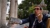 El canciller cubano Bruno Rodríguez durante una entrevista con AP en noviembre de 2021. (AP/Ramon Espinosa)