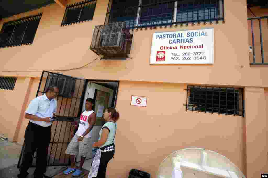  Los migrantes cubanos siguen llegando a Panamá.
