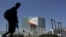 El Centro de Convenciones en Los Ángeles aloja la IX Cumbre de las Américas, en el foro de mandatarios del hemisferio occidental se discutirá el tema migratorio, México y los países del Triángulo Norte, ausentes en la cita. Foto: Reuters/Andrés Becerril.