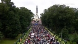 Caída del Papa Francisco durante una misa en Polonia Caída del Papa Francisco durante una misa en Polonia