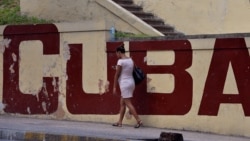 Cubanos reciben con cautela resolución 98 sobre conexión a Internet Cubanos reciben con cautela resolución 98 sobre conexión a Internet