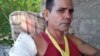 Cristian Pérez Carmenate, en su vivienda de Las Tunas.