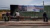 Trabajadores cubanos en la Base de Supertanqueros de Matanzas.