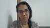 La periodista del diario digital 14yMedio Luz Escobar, en una imagen sacada de su video con la denuncia.