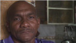 Autoridades cubanas niegan permiso de salida al abogado Julio Ferrer Autoridades cubanas niegan permiso de salida al abogado Julio Ferrer