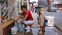Vecinos de La Habana Vieja cuentan qué los motivó a protestar en la calle Vecinos de La Habana Vieja cuentan qué los motivó a protestar en la calle