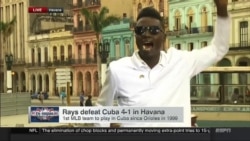 Opositor cubano protesta frente a las cámaras de ESPN Opositor cubano protesta frente a las cámaras de ESPN