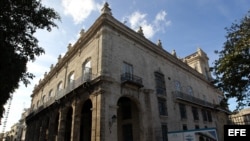 Crece el flujo de turistas a La Habana