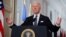 El presidente de los Estados Unidos, Joe Biden, se comprometió a que todos los adultos puedan iniciar el proceso de vacunación el 1 de mayo.