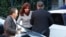 La expresidenta argentina Cristina Fernández de Kirchner (c) llega hoy, martes 7 de marzo de 2017, a los tribunales de Comodoro Py en Buenos Aires (Argentina).