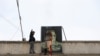 Los rebeldes sirios toman Damasco y derrocan al presidente Bashar al Assad