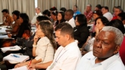 ¿Qué temas deberían debatirse en la Asamblea Nacional? Cubanos opinan ¿Qué temas deberían debatirse en la Asamblea Nacional? Cubanos opinan