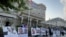 Vigilia frente a la Embajada de Cuba en EEUU en recordación de las protestas pacíficas en Cuba del 11 de julio del 2021. Washington, D.C., 11 de julio del 2025