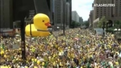 Cuarta gran manifestación del año contra la presidenta brasileña Dilma Rouseff Cuarta gran manifestación del año contra la presidenta brasileña Dilma Rouseff