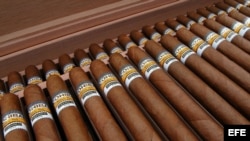 Un puro Cohiba Behike puede llegar a costar entre $36 y $47 dólares.