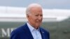 El presidente Joe Biden aborda el Air Force One, en la Base de la Fuerza Aérea Andrews, Maryland, el sábado 27 de enero de 2024, de camino a Carolina del Sur. (Foto AP/Jacquelyn Martin)