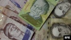 En la imagen billetes de bolívares venezolanos