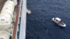 Cubanos rescatados por el Crucero Fantasy.