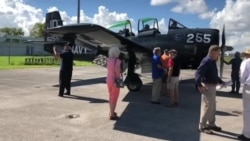 Un T-28 en el Wings Over Miami Air Museum Un T-28 en el Wings Over Miami Air Museum