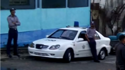 Opositores en Matanzas bajo asedio policial Opositores en Matanzas bajo asedio policial