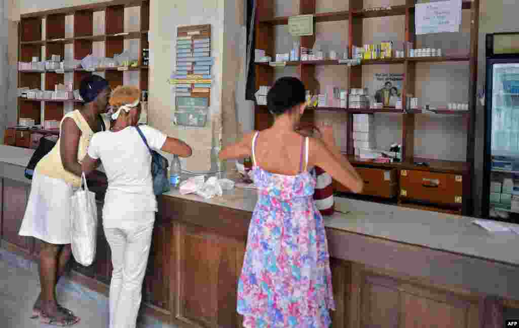 El 41.27% de las personas que necesitaron medicamentos no pudieron conseguirlo.  AFP PHOTO/STR