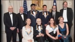 Gloria Estefan recibe galardón Kennedy Center Honors Gloria Estefan recibe galardón Kennedy Center Honors