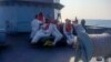 Migrantes cubanos a bordo del HMBS Nassau. (Real Fuerza de Defensa de Bahamas)