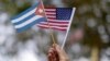 Banderas de Cuba y EEUU.