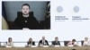 El presidente de Ucrania Volodymyr Zelenskyy comparece ante conferencia de donantes en París sobre ayudas de invierno al país atacado por Rusia