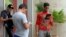 Con una de las tasas de penetración de internet más bajas del mundo, Cuba tiene uno de sus mayores retos en la mejora de las telecomunicaciones.