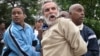 El periodista independiente Agustín López arrestado en La Habana en el Día de los Derechos Humanos en 10 de diciembre de 2014.