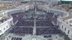 El papa Francisco obliga al clero a denunciar los abusos sexuales El papa Francisco obliga al clero a denunciar los abusos sexuales