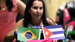 Médicos cubanos en Brasil piden reapertura del programa de parole Médicos cubanos en Brasil piden reapertura del programa de parole