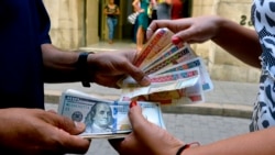 Piden a Cuba eliminación del impuesto del 10% sobre el dólar americano Piden a Cuba eliminación del impuesto del 10% sobre el dólar americano
