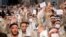 El ayatolá Ali Khamenei sostiene reunión con efectivos de la milicia Basij en Teherán, el 26 de noviembre de 2022. (WANA/Reuters).