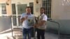 Vladimir Turró junto a Enrique Díaz Rodríguez. (Foto: Facebook de Vladimir Turró).
